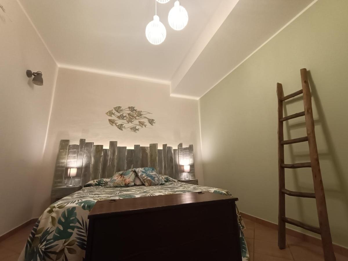 Chez Elle Apartment Imperia Luaran gambar