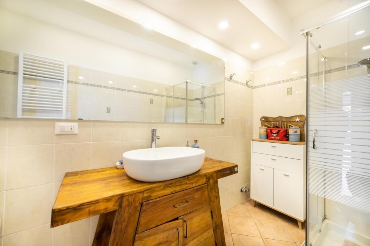 Chez Elle Apartment Imperia Luaran gambar