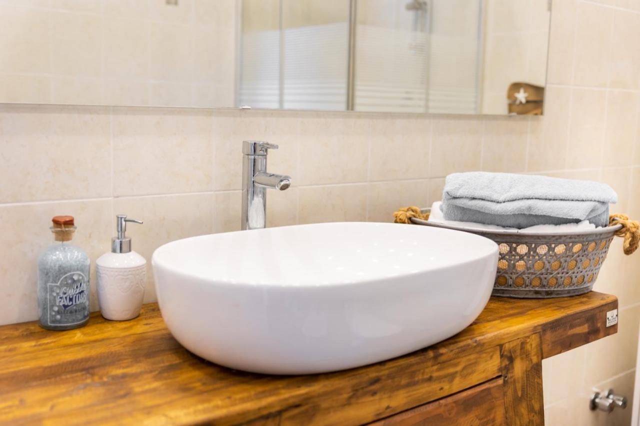Chez Elle Apartment Imperia Luaran gambar