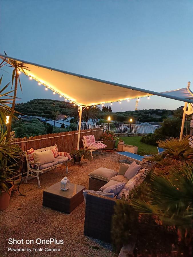 Chez Elle Apartment Imperia Luaran gambar
