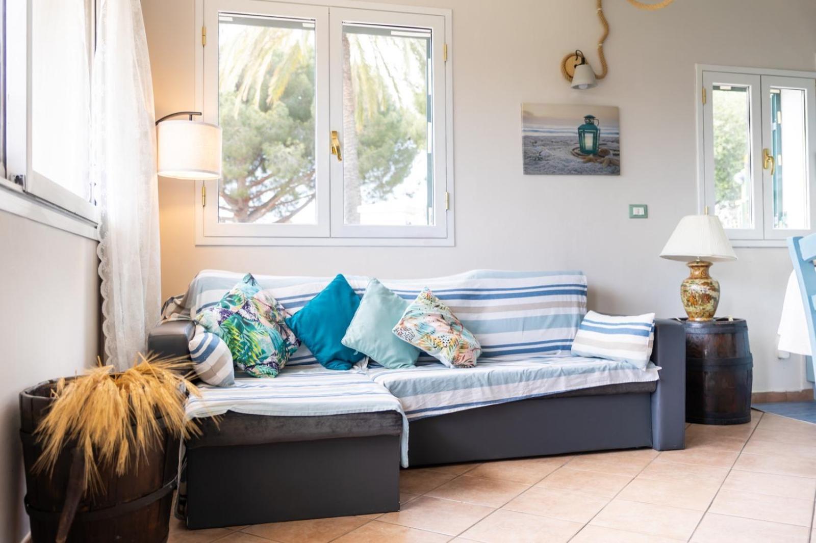 Chez Elle Apartment Imperia Bilik gambar